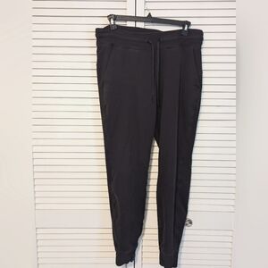 Lululemon black jogger sweatpants